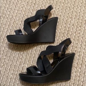 Black wedges size 6